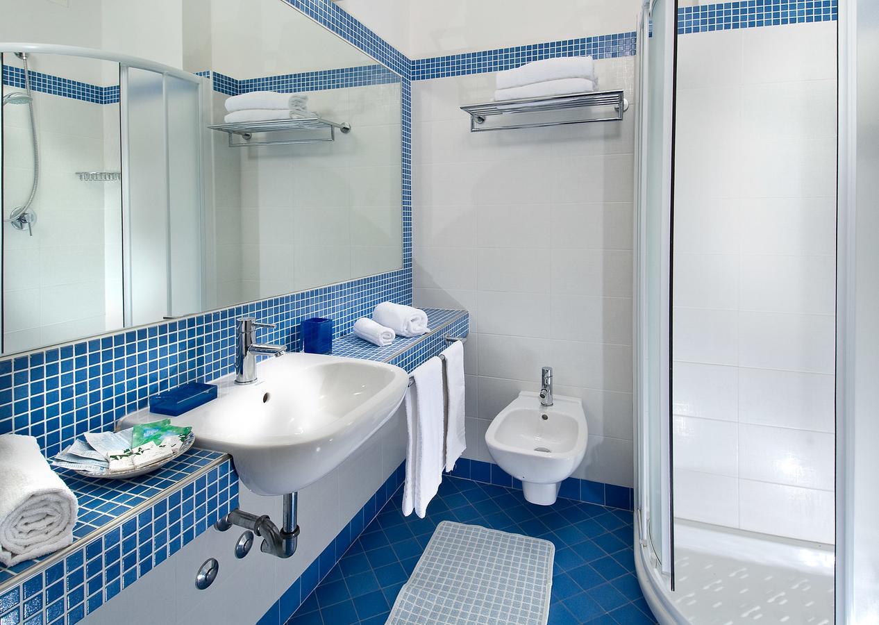 קאטוליקה Hotel Brig מראה חיצוני תמונה
